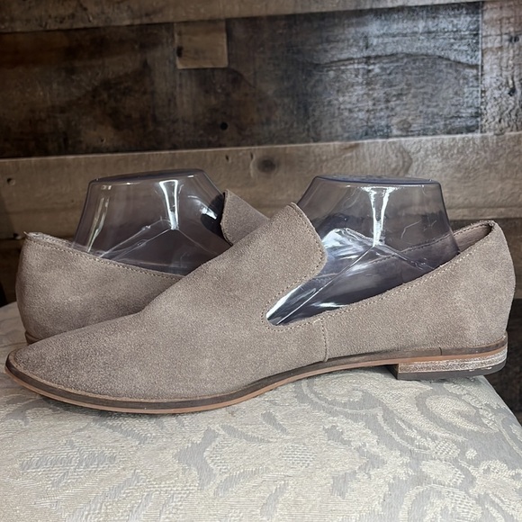 Levity Carla Loafer Women’s size 10 tan Suede - Picture 7 of 9